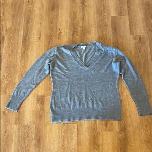 New York & Company Gray V-Neck Sweater